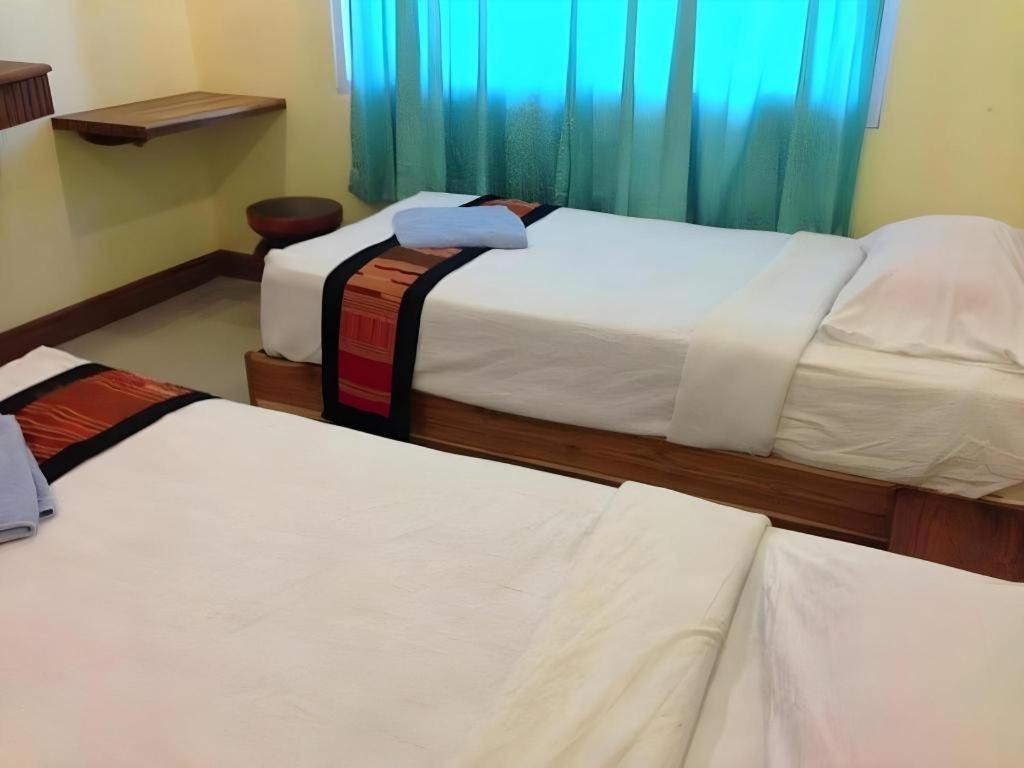 Lankham Hotel Pakse Esterno foto